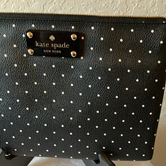 Kate Spade: Gia Kennywood Black with Cream Polka Dots Zip Pouch - Picture 14 of 16